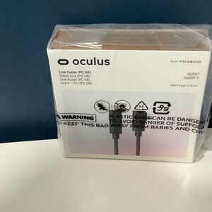 Oculus Link Cable Box with White and Pink Gradient